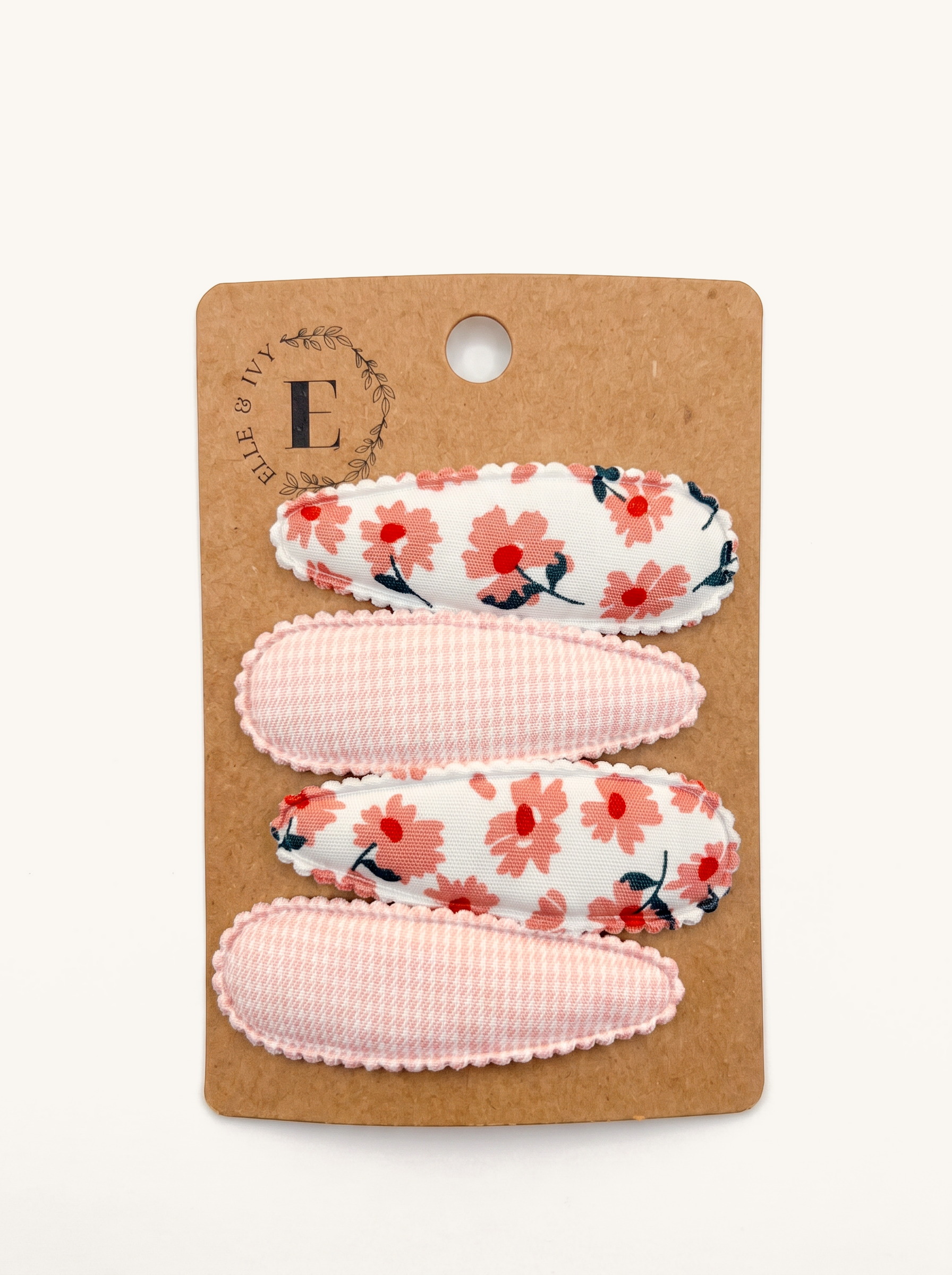 Coral Daisy & Gingham Clip Set — on the Elle & Ivy packaging card