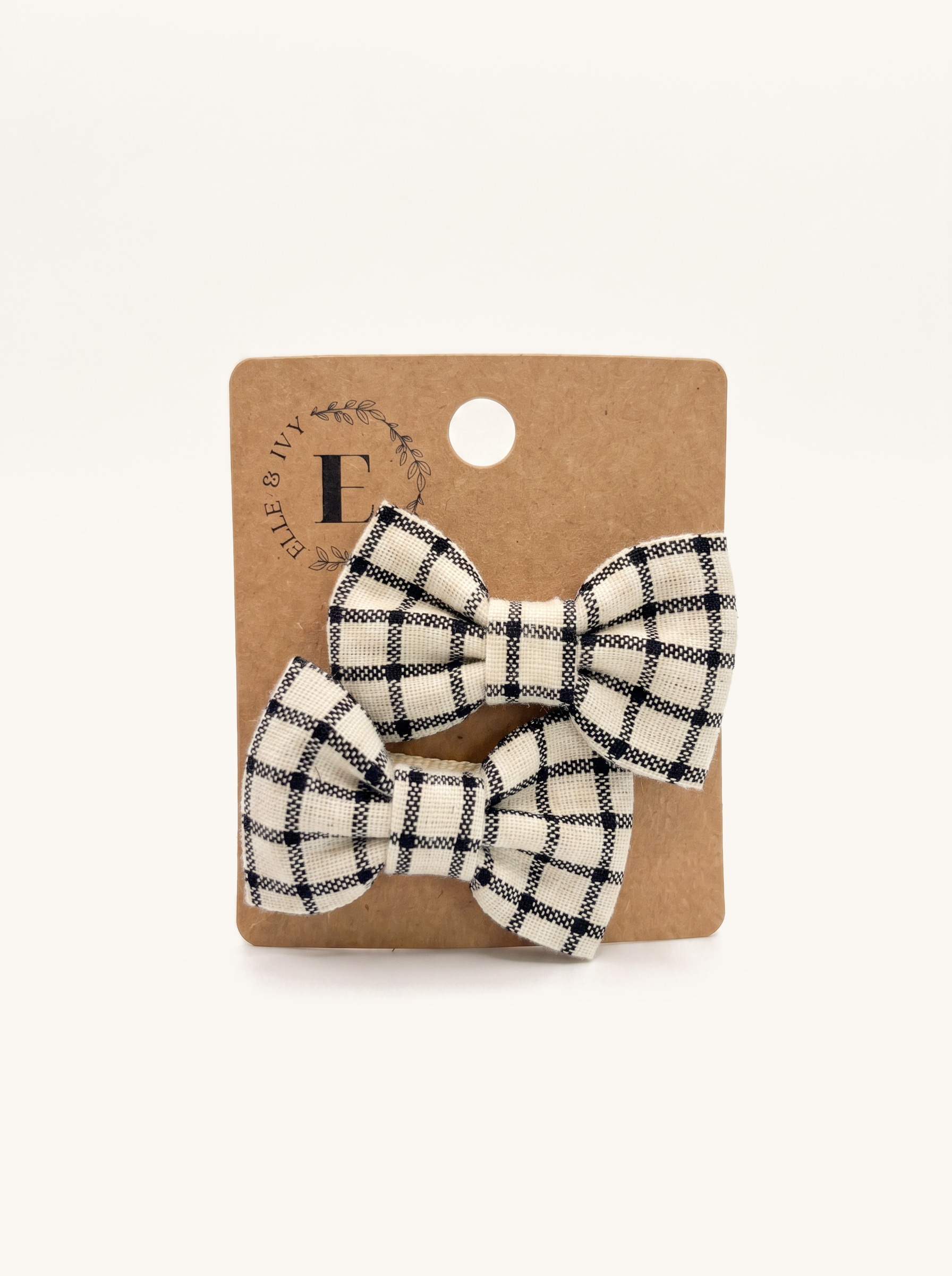 Ivory & Noir Check Bow Set — on the Elle & Ivy packaging card